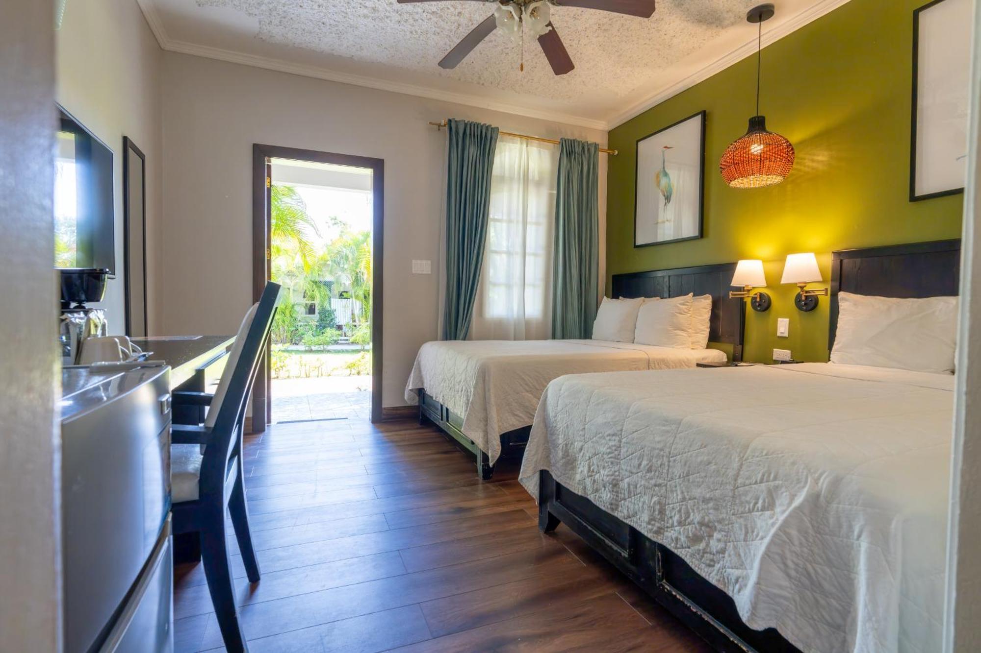 Travellers Beach Resort Negril Ngoại thất bức ảnh
